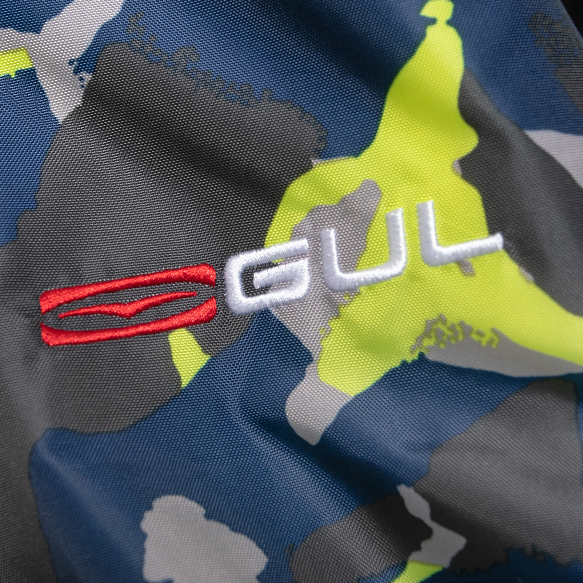 GUL Evorobe Hooded Changing Robe AC0128-B6 - Camo